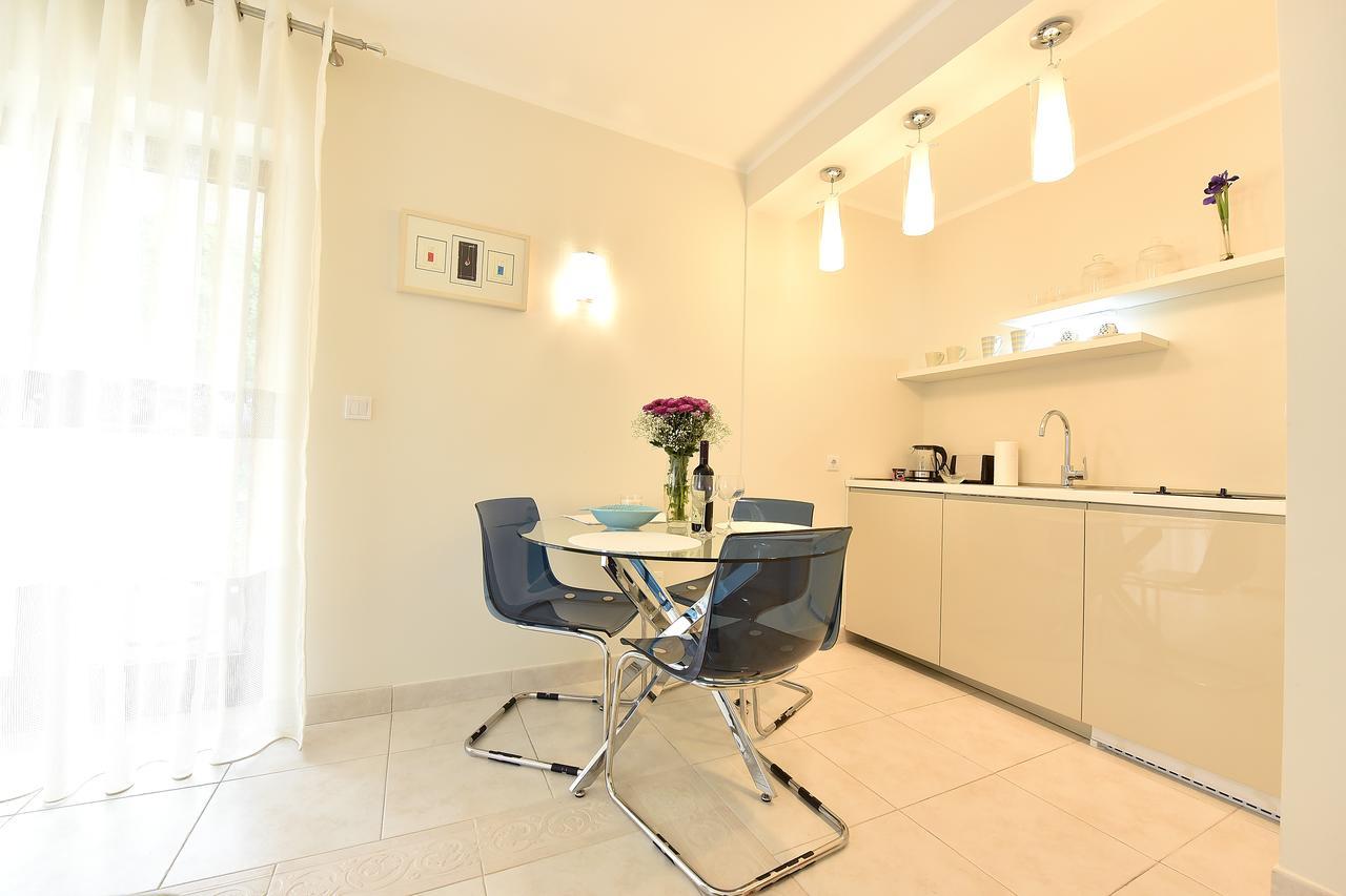 Apartment Maniva Kotor Exteriör bild